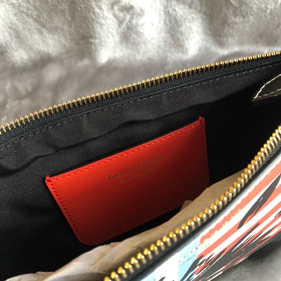 NWOT BURBERRY Print Leather Pouch Patchwork Floral - Picture 4 of 8